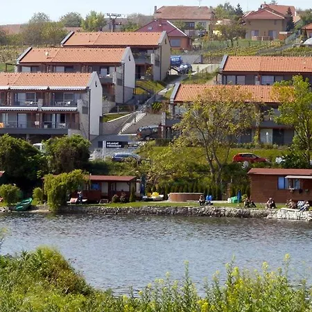 Lägenhet Apartman Pavlov Pavlov